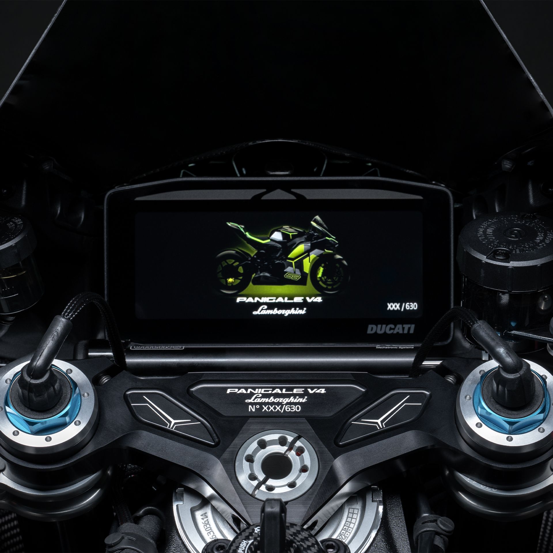 PAN V4 LAMBO-5
